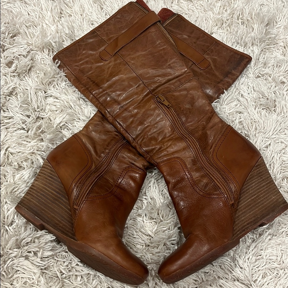 BRAND NEW NAYA QUAIL LEATHER BOOTS